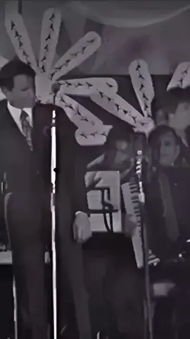 #للأناقه_عنوان #عبدالحليم_حافظ #اغاني #طرب #الزمن_الجميل #مساء_الخير #foryou #fypシ #viral #زي_الهوا#فيديوهات #تصميمي #explore #follow #مقاطع #حفلات #منشن #متابعين #الاردن 