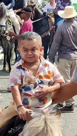Por tu Culpa 😂😂#jorgitoelguayaco #tiktok #borracho 