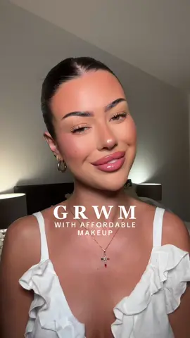 Affordable drugstore GRWM? You got it🫡 I will answer any shade/product questions beloww💕🥥 #fyp #foryou #grwm #makeuptutorial #beauty #makeup 