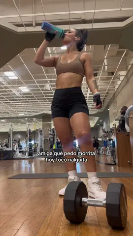 Lunes de gliyeo ya tu sabeeees mamy dudas en los comentarios amor #latinastiktok #fitlatina #rutinagluteo 