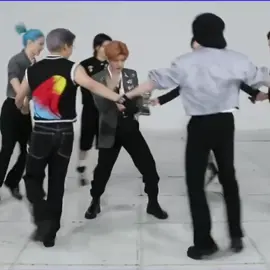 bota pá desceer! quadrilha das crianças perdidas #straykids #funny #meme #skzedit #5star #fy #fypシ random show musicbank 