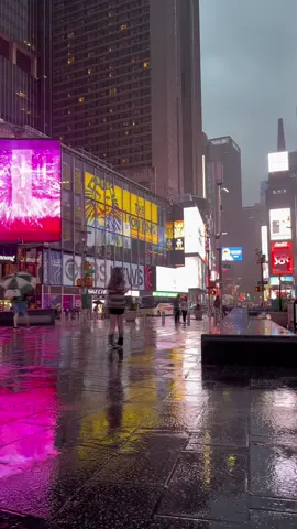Town square, New York. #newyork #townsquare #NYC #rain #style #outfit #dancingintherain #nyctiktok #aesthetic #foryoupage #viral 