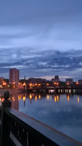 Отмечай того, с кем бы тут прогулялся #набережная #донецк #днр 