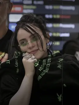 that was so cute.🤍 #billieeilish #billieeilishedits #fyp #foryou #viral 
