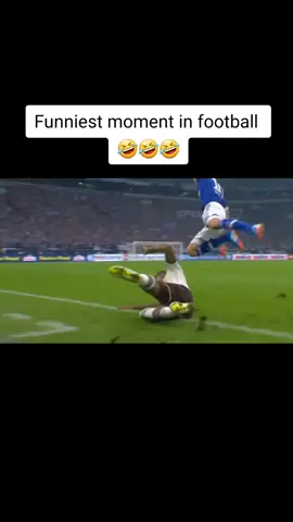 funniest moment in football  #funnyvideos  #funny  #tiktokindia  #footballtiktok  #football 