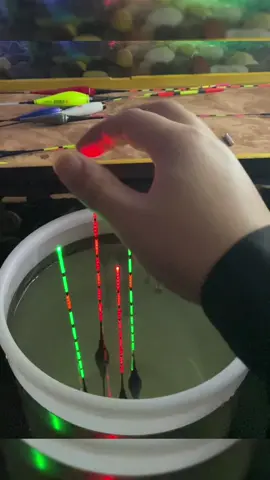 Phao Điện Câu Đêm Cảm Biến Đổi Màu Khi Có Tín Hiệu Cá Ăn #vietdocau #fishing #docau #câu_đài #câucá #phukiencaudai #phaodiencambien 