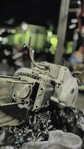 Mesin rungkad bismillah rasa baru hehe😄⚡️#CapCut #supra125holicindonesia #suprax125 #xyzbca #StoryEstetik #fyp #kphgank #ayofyp #suprax125indonesia  