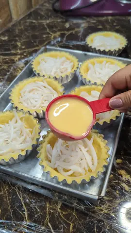 Custard Buko pie
