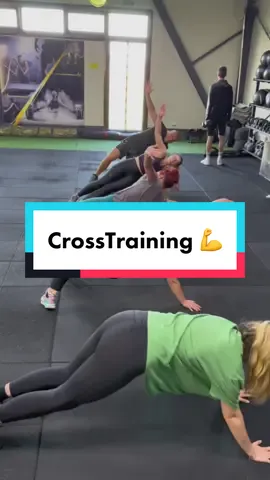 Crosstraing at Fit4Life Gym Dumbravita 💪 #Fit4Life #Gym #fitnessmotivation #Fitness #training #crosstraining 
