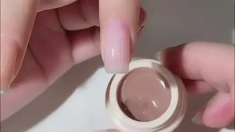 Miss Gooey:New semi-solid canned nail polish glue-nail salon painting/phototherapy glue/gypsum glue / noon @https://www.noon.com/product/ZF28A4EC84360EB1CD36BZ/p/?o=zf28a4ec84360eb1cd36bz-1&project=PRJ47706