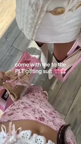 more events like this is nashville please 🌸🤍 @prettylittlething  #influencerevent #pinkoutfit #pinkinspo 