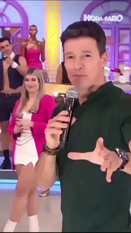 Hoje ta meio friozinho, não ta? ❤️ #rodrigofaro #cantadas #viral #fy #xavecos #fly #faro #xaveco 