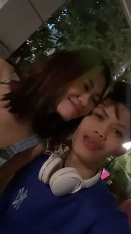 “el bikin tiktok yg aaaaa dong”