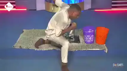 Vídeo que mexeu Angola inteira 😨Pastor de viana quase re'benta as veias no momento da pregação 😅😅😅