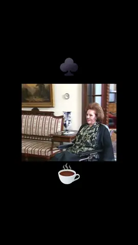 #srecniljudi #domaceserije #ozrensoldatovic #melitabihali #oliveramarkovic #ming #vaza #dinastija #karte #kafa ☕☕☕