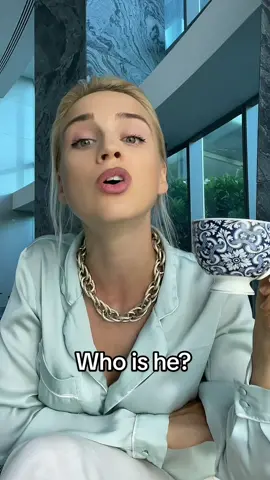 Who is he? #perfect #coffee #kalanta #coffeequeen #uae #dubai 