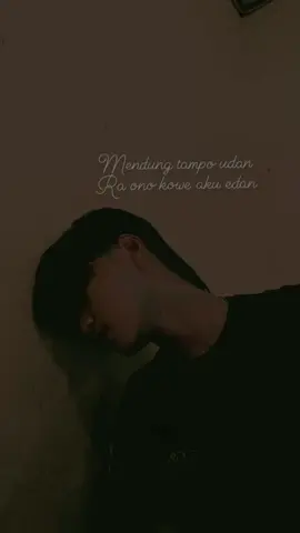 🥴 #fypyuk #fypシ #langitepeteng #nyatanesaksingkatsingkate #capcut 