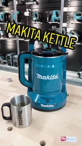 #Makita kettle on 2x 18V batteries. Perfect for outdoor use! #cordlesstools #constructionsite #vanlife 