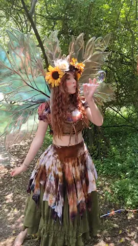 I would never... #renfairfashion #wvrenaissancefestival  #OOTD #dryad #druid #fashion #cottagecore #renaissancefestival #pyppinthefairy #fairies #fae #fantasy #dungeonsanddragons #npc 
