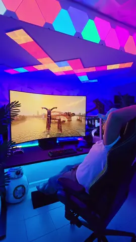 Samsung ark 55in monitor UNBOXING 🤯 this is a beast🔥 the best monitor i've had so far, simply amazing 4k 165Hz and 1000R curve 🤯 . . . . . #samsung #monitor #gamingmonitor #gameroomgoals #gameroomsetup #gamerooms #gameroomdesigns #gameroomdesign #gameroomdecor #gamerofinstagram #setupgaming #setuplove #setupgamer #setupwars #setupinspiration #setup #setups #rgblights #rgblovers #rgbsetup #rgb #gaming #GamingSetup #gamingpc 