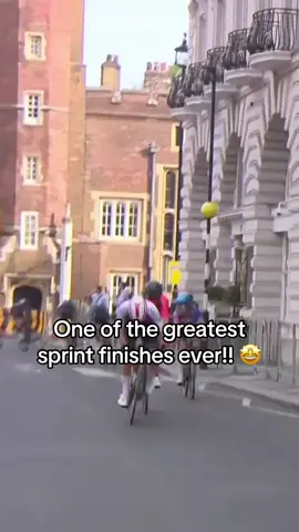 We love an epic finish #sport #sports #sportstiktok #bike #cycling #cyclinglife #cyclingrace #sportingmoments #epic #interstellar #hanszimmer #culpamia #diadosnamorados 