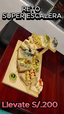 Reto de sushy por S/. 200, vendrias con tu sushybro ? #etsushicusco #retosdecomida #cusco #peru #amigos #tiktoktendencia