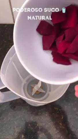 Poderoso Suco 🥤 Natural 😋 #suco #suconatural #vitamins #vitamina #beterraba #sucodebeterraba 