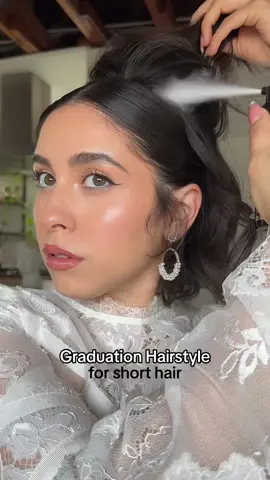 Replying to @daf_or graduation short hair inspo🎓🫶🏼 #shorthairstyles #shorthair #graduationhairstyles 