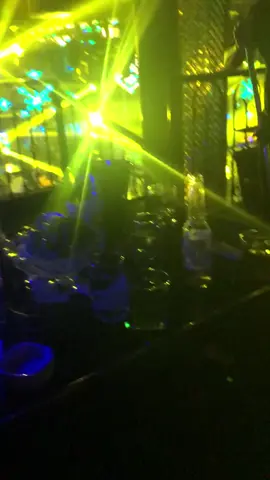 Nghe nói vô bar quay video sẽ lên xu hướng. Rồi lên xu hướng dữ chưa mọi người? Cũng lâu rồi hen 😆😆😆😆#xuhuong2023 