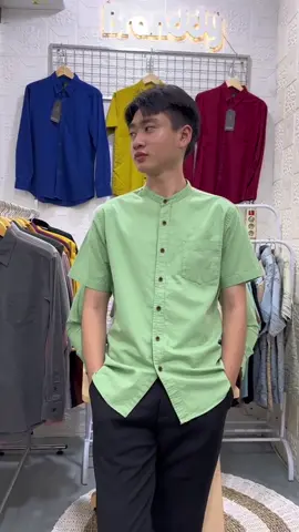 Kemeja Kerah Sanghai siap dengan lebih banyak varian warna, jadi tunggu apa lagi? Yuk gabung live atau klik keranjang kuning🔥 #fyp #branddypremium #kemejasanghai #kemejasanghaipria #kemejasanghaipendek 