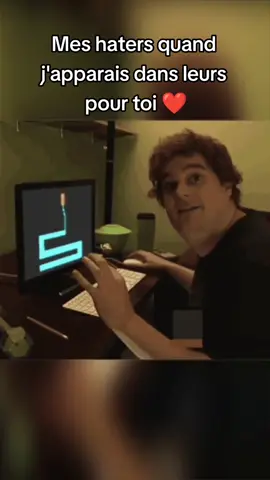 @Vivien Roulin J'ai beaucoup de haters mais j'ai aussi beaucoup d'amour, merci à tous ceux qui me suivent ! #reaction #humour #vivienroulin #terrepaillechaux #blague 