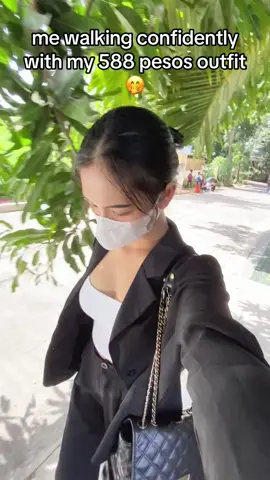 thesis defense outfit 🤪🫶🏻 #fyp #OOTD #fypシ゚viral #thesisdefense #outfitideas 