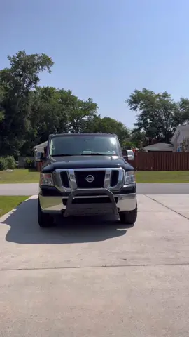 We love @eufy because the kids are able to give mom a helping hand by using their finger prints or own special codes to get into the house when my hands are full. You can use the info in the comments! #eufyvideolock #smartlock #doorbellcam #homesecurity #momtok #momof5 #ditl #Lifestyle #lifestyleblogger 