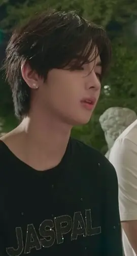 ฝาก cover เพลง รักคุณเข้าอีกแล้ว - Boydpod ของผมกับ…เร็วๆนี้ด้วยนะค้าบบบ  ให้ทายว่าผมจะมาร้องเพลงนี้กับใครน้าาาา 🤗  #cover #รักคุณเข้าอีกแล้ว #boydpod #firstone #ดูมันดิ #domundi #domunditv 