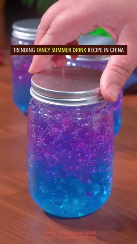 Easy & quick fancy summer drink recipe in China. Have u ever seen it before? #summerdrink #summerrecipes #drinks #jelly #butterflypeaflower #cooking 