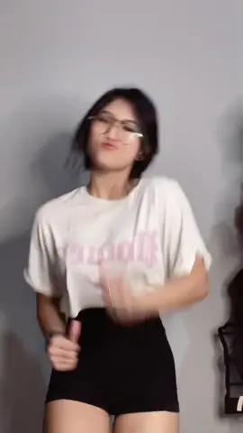 𝗜𝗗 𝗧𝗶𝗸𝘁𝗼𝗸 : ａｅｎｊｅａｙｅｕｈ