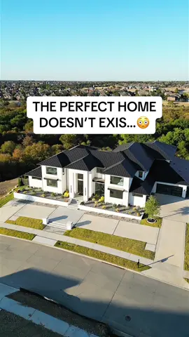 This Frisco, Tx luxury home checks all the boxes! Would you move to Texas to live here? 😎 🎥Video by Full Package Media #fyp #foryou #mansion #luxuryhomes #pool #dreamhome #basketball #halfcourt #homecourt #construction #architecture 