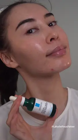 Learn more about the triple acid complex behind our #Effaclar serum with @Odisseya the skincare persona [ad] #fyp #larocheposay #acne #skintok #acnecare #serums #salicylicacid #acnescars #acneawarenessmonth 