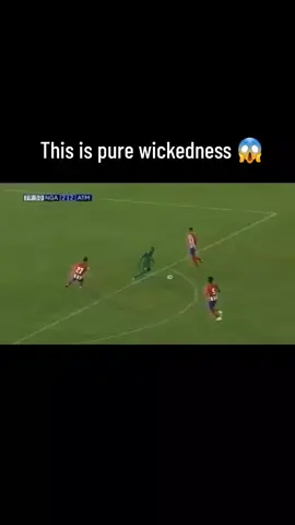 Moses Simon dribbled him to the next dimension.  i wonder what the guy was doing after the dribble 😅🤣 #CapCut #sports #funnysports #football #footballtiktok #footballtogether #athleticomadrid #nigeriantiktok🇳🇬 #nigeria #supereagles #fy #fyp #fypシ #fypシ゚viral 