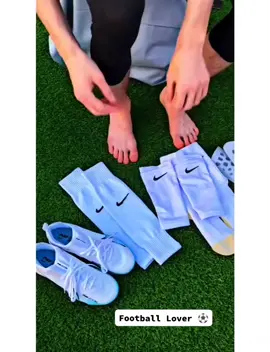 টাকার অভাবে একটা বুট জুতা কিনতে পারি না। জার কারনে মাঠে খেলতে পারতেছি না😭 #bangladesh #viral #tiktok 