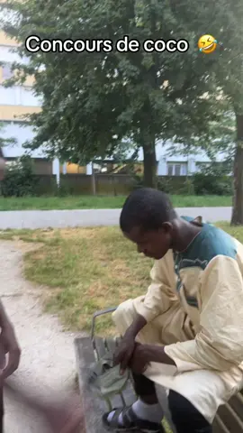 Il a chanté pour faire passer la douleur 🤣🤣🤣