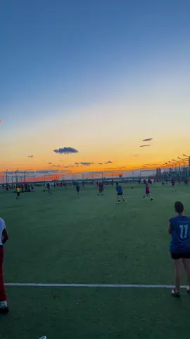 Le plus beau terrain de foot au monde ⚽️🇺🇸 #Soccer #football #sport #nyc #newyork #usa #sunset #fyp #fypシ #pourtoi  #travel #voyage 