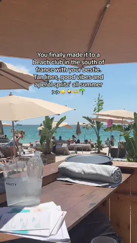 Hello SOF 😍 #fyp #bestietravel #girlstrip #europevlogging #france #grwm #europetravel #eurosummer2023 