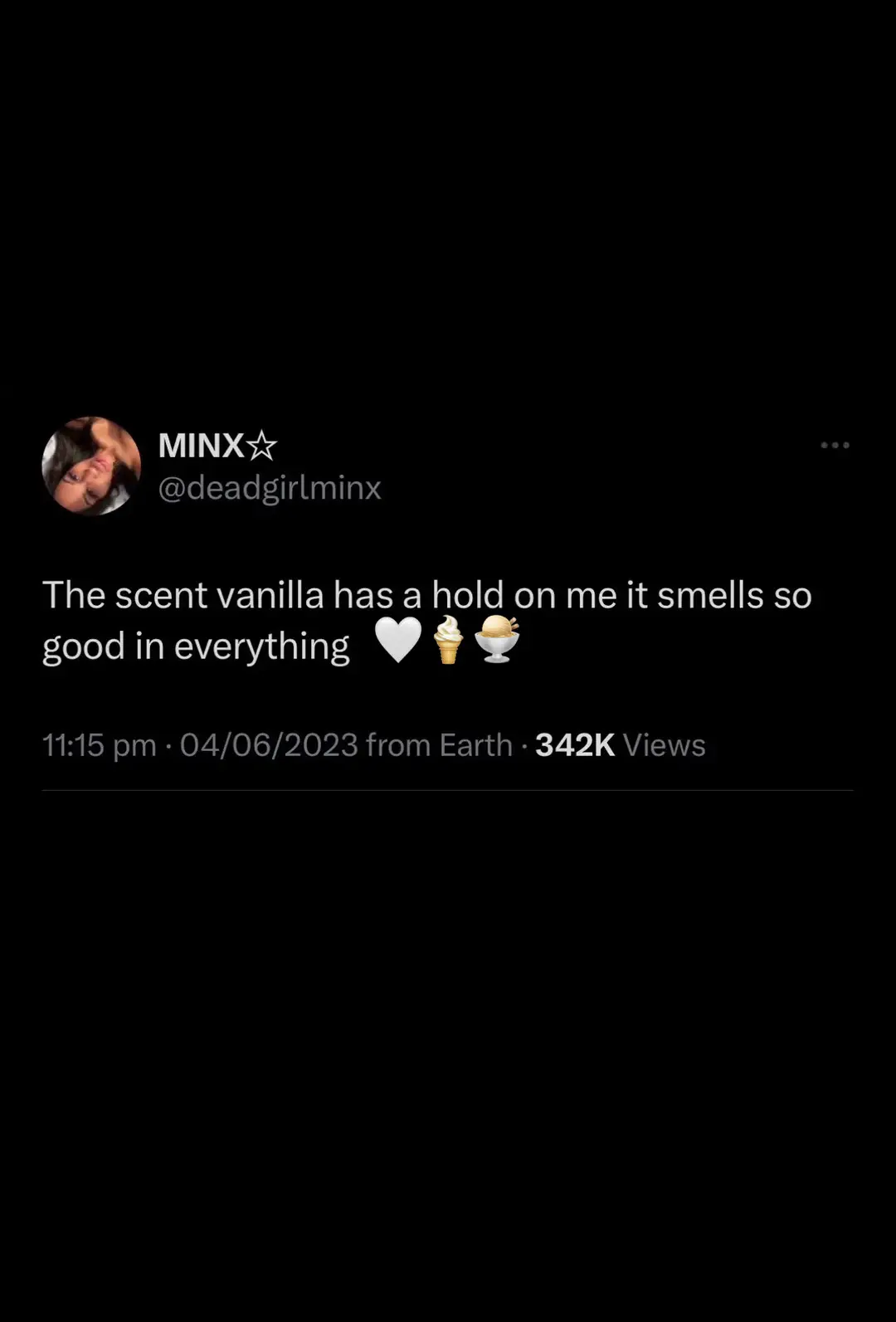 vanilla will always have my heart 🫶🏽🤍  #perfumetiktok #SelfCare #bodycare #perfumetok #perfumecombos #vanillaperfume #vanillabodycare  #vanillashoweroutine #vanillagirl #sweetperfume #vanillaperfumecombo #kayalivanilla28 #aliengoddessperfume #fyp #lavieestbelle #fypp  #bathandbodyworks #vanillabodywash #vanilla #smelllikevanilla #smelllikeasnack #vanillabodylotion  #the7virtuesvanillawoods #blackgirltiktok #eillishperfume #blackgirlhygiene #barevanilla #barevanillacombo #fyppp #blackgirlhygiene 