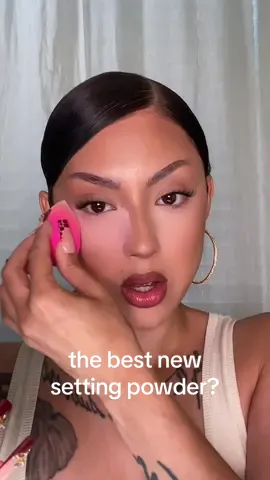 Trying the new @onesize pink setting powder and…… 👀👀👀👀👀 going head to head with the viral Givenchy Prisme Libre! #trendingmakeup #settingpowder #pinkundereye #kyliemakeup #onesize #makeupreview #greenscreen 