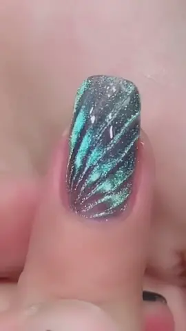Cat eye nails #nails #trendnail2023 #nailart #nailtutorial #naildesigns #nailtech #diynailsathome #cateyegel #bluenails 