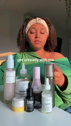 its that time of the month so i had to use some acne fighting products in my skincare routine tonight🙃 #skincare #gurwm #nightroutine #getunreadywithme #nightskincareroutine #katiefang 