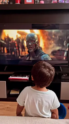 Vingadores …….. AVANTE!!!!!! #marvel  #vingadores  #endgame  #thor  #capitanamerica  #homemaranha  #ironman #viral @Marvel Entertainment 