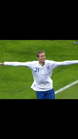 #destroylonely #petercrouch 