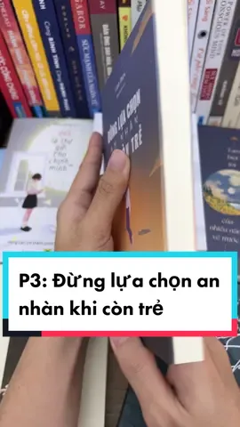 Sách “Đừng lựa chọn an nhàn khi còn trẻ”. #sach #LearnOnTikTok #dungluachonannhankhicontre #sachhayexpress 